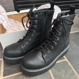 UNIONBAY Black Combat Boots